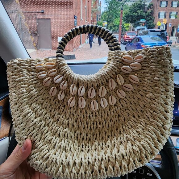 Neiman Marcus Summer Rattan Shell-Embellished Handbag - Picture 4 of 5